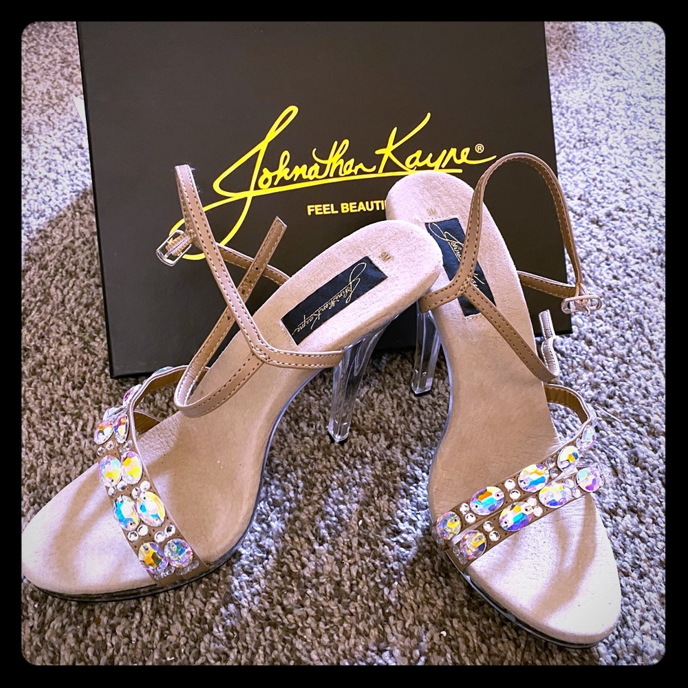 Johnathan Kayne Austria Taupe 4”